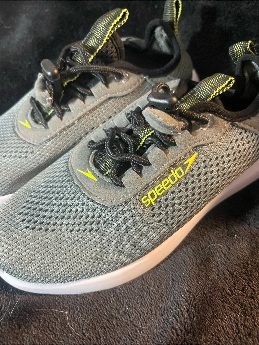 Speedo Gray Mesh Slip-On water shoes with Neon Yellow Details